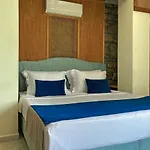 Portofino Boutique 3* 阿奇亚卡